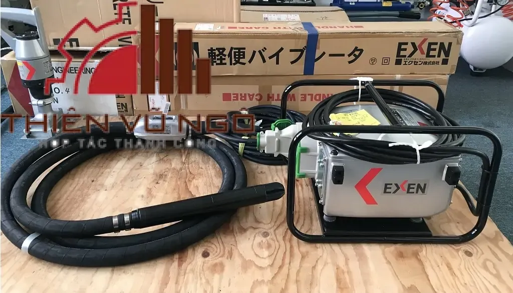 M&aacute;y Đầm D&ugrave;i B&ecirc; T&ocirc;ng Tần Số Cao EXEN HC230A