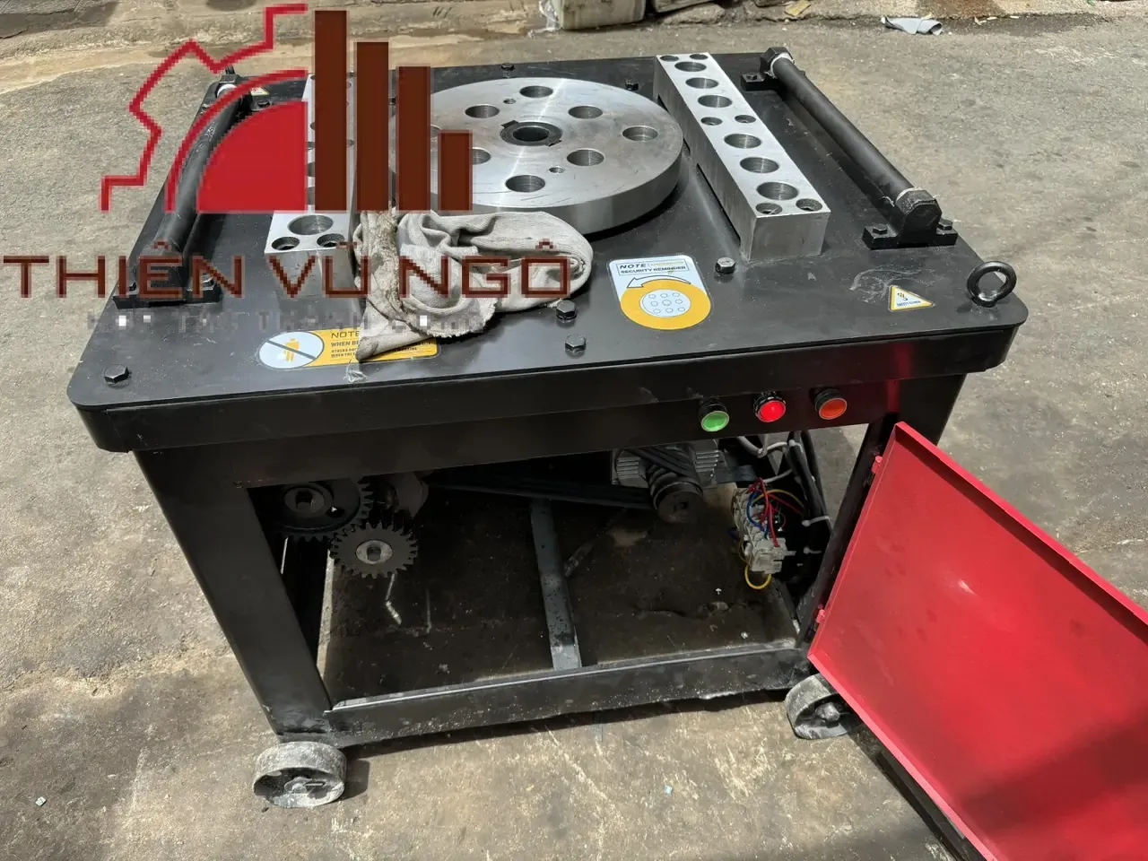 M&aacute;y Uốn Sắt GW45