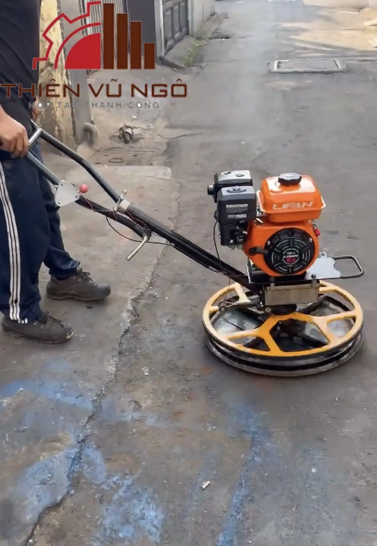 Máy xoa nền bê tông DRM60 mâm 600mm