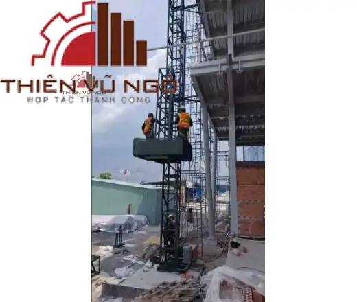 cho thu&ecirc; vận thăng n&acirc;ng h&agrave;ng 1000kg