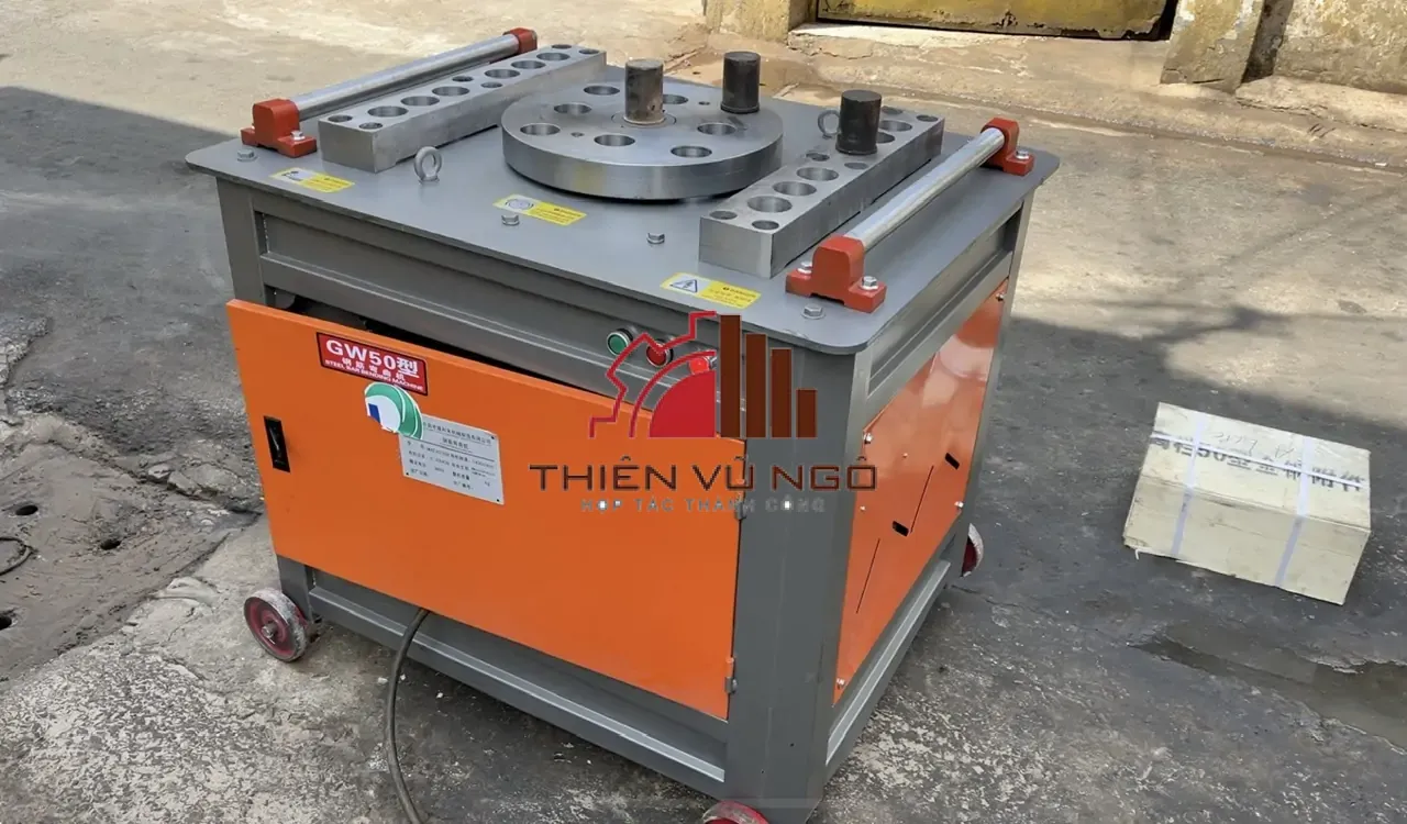 Máy Duỗi Cắt Sắt Tự Động GT4-12