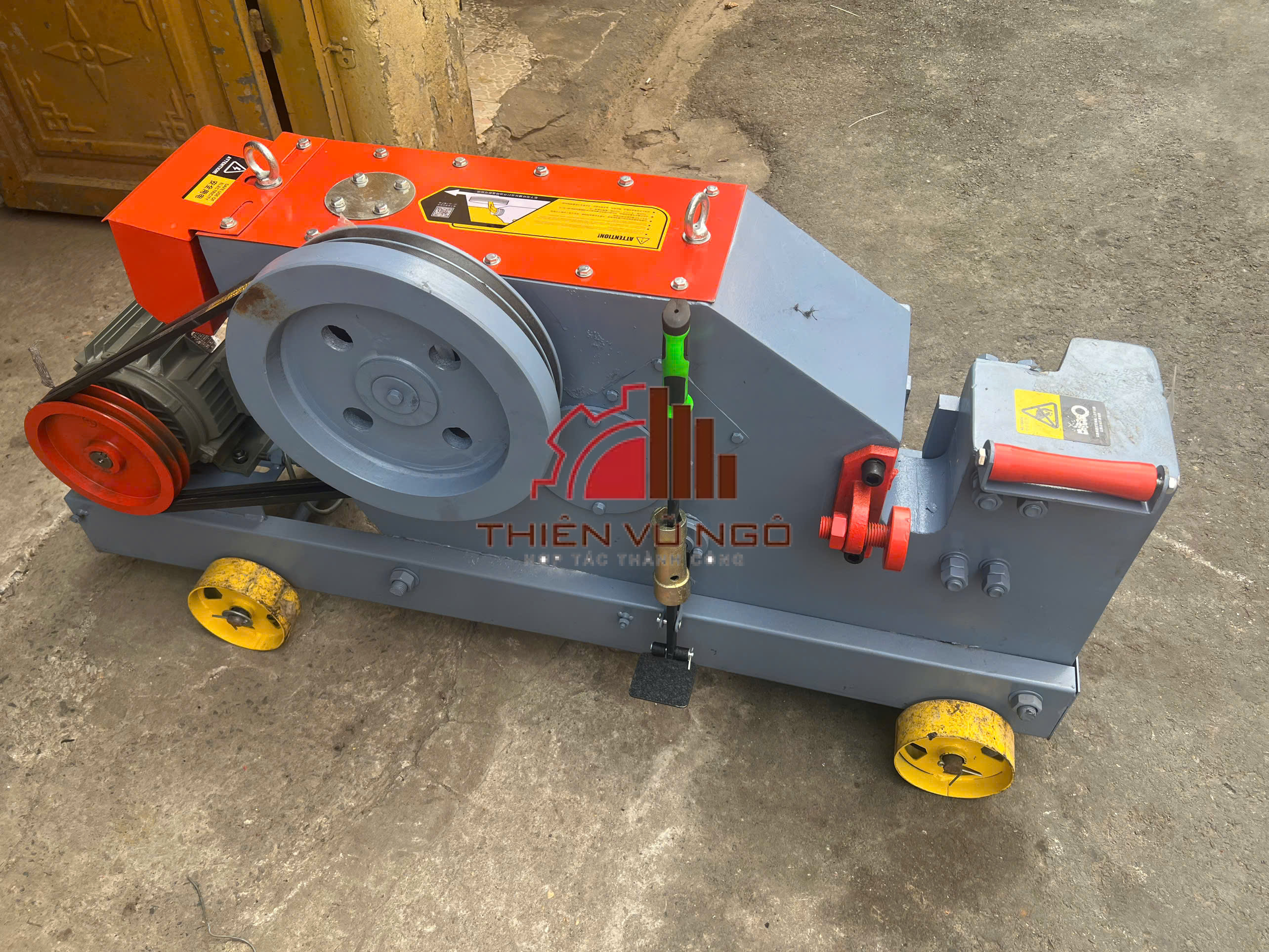 Máy Cắt Sắt GQ50