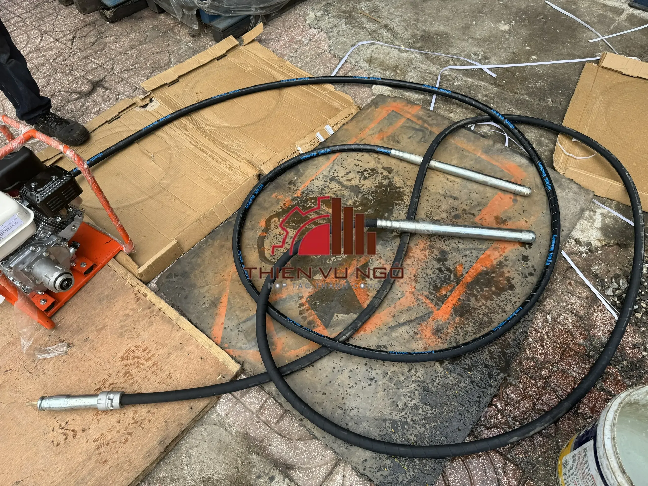 Dây Đầm Dùi Xăng Hitool 45-6m