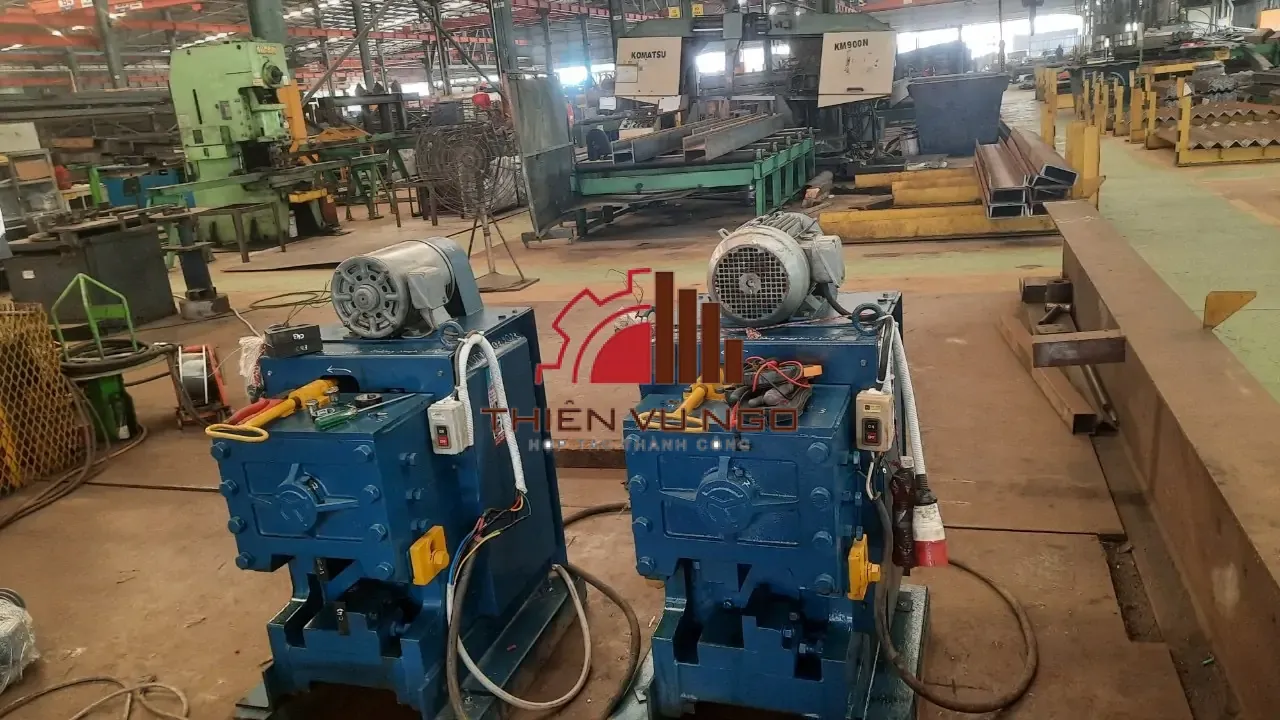 Hướng dẫn c&aacute;ch sử dụng M&aacute;y Cắt Sắt TOYO C‑33