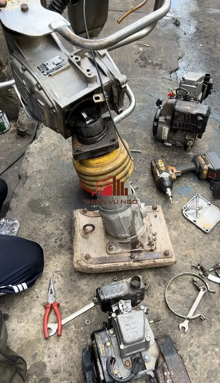 Dịch vụ Sửa chữa M&aacute;y Đầm C&oacute;c