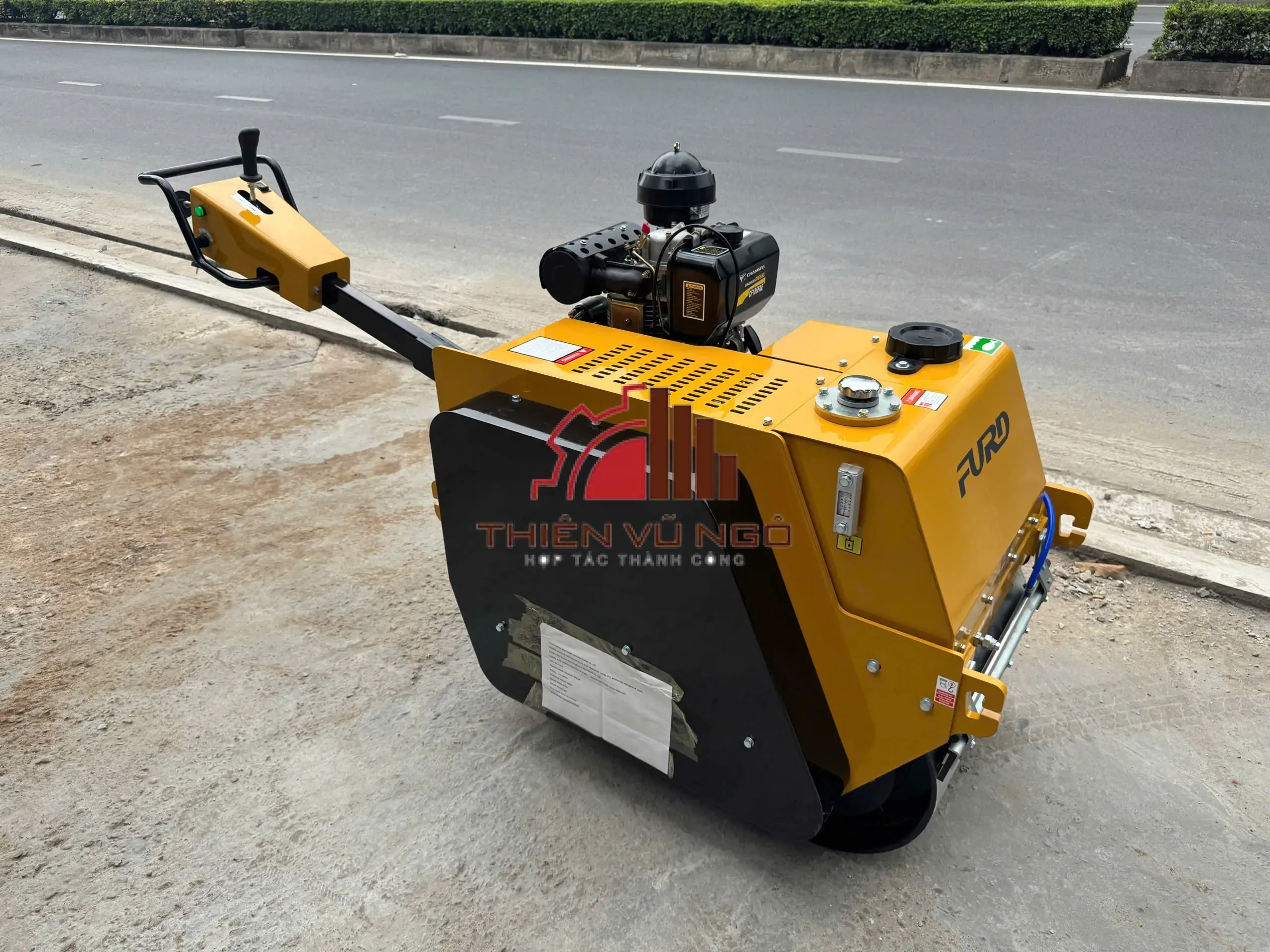 Xe Lu Tay 600kg FUREKI FYL-S600JH