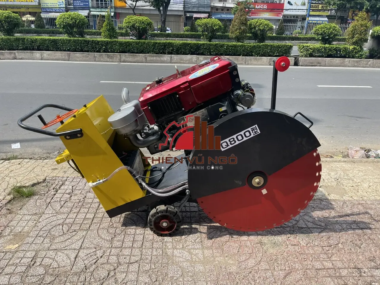 Máy Cắt Bê Tông Q800