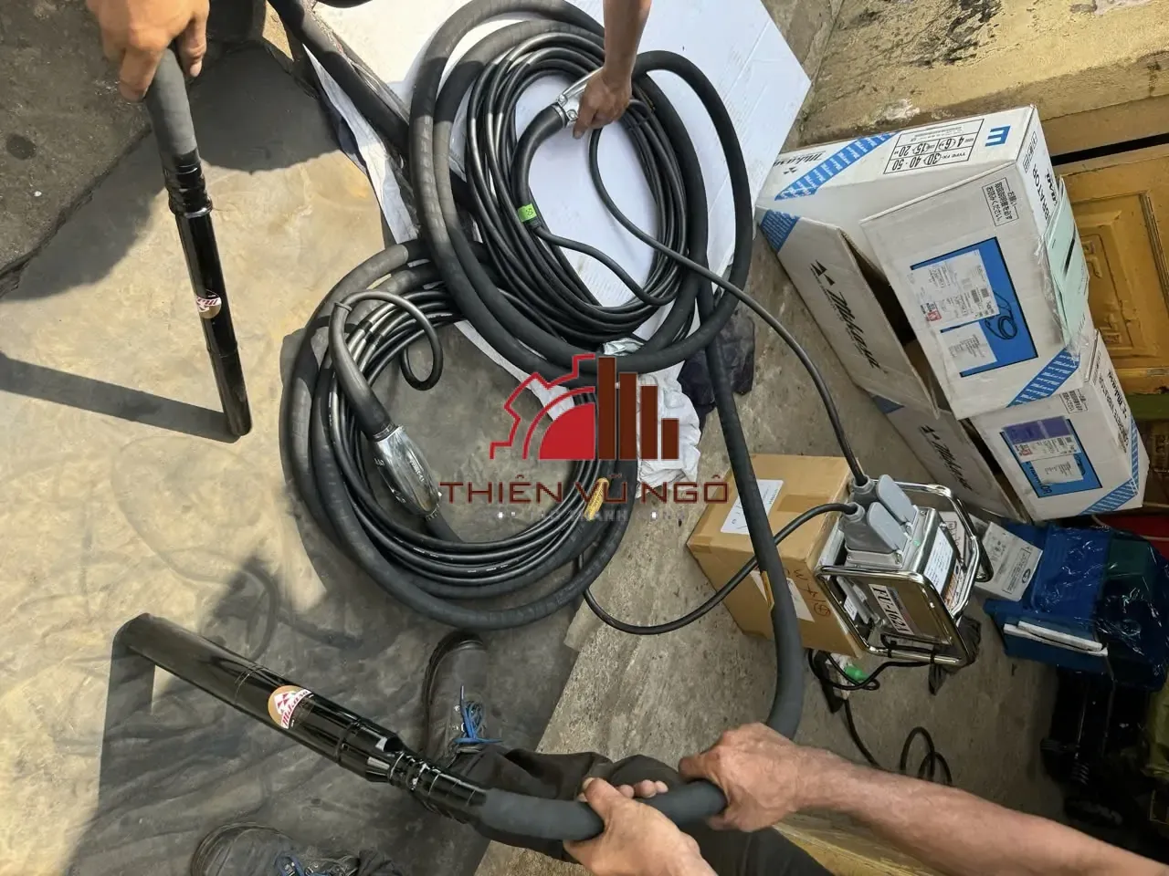 Máy đầm dùi tần số cao Mikasa FU-162A